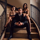 Violet Starr in 'Do It Yourself'